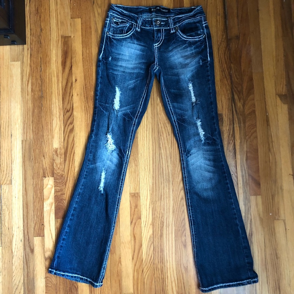 ZCO Jeans slight flare/bootcut distressed jean